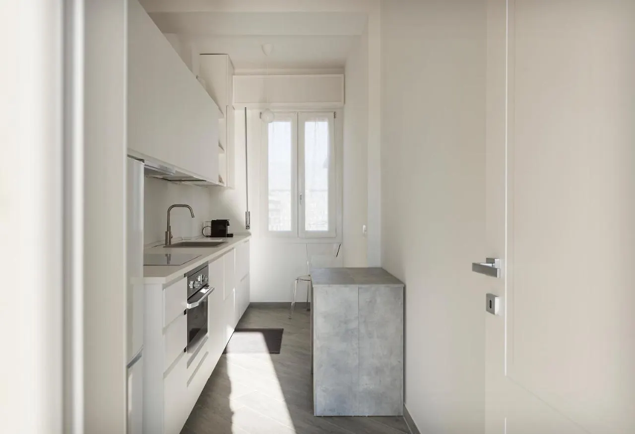 Amazing Terrace In Milan-Via Strambio Citta Studi Apartment